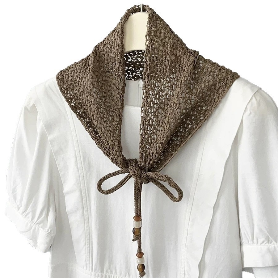 Chal Triangular de Punto Calado para Mujer | Bufanda Ligera Verano | Accesorio Elegante - Imagen 8