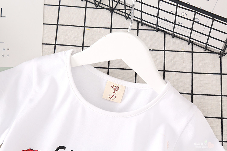 Conjunto de Camiseta y Falda Vaquera para Niña | Blanco | Tallas 100-140 cm | Ropa Moderna y Versátil para Diario | TiendasFR - Imagen 6